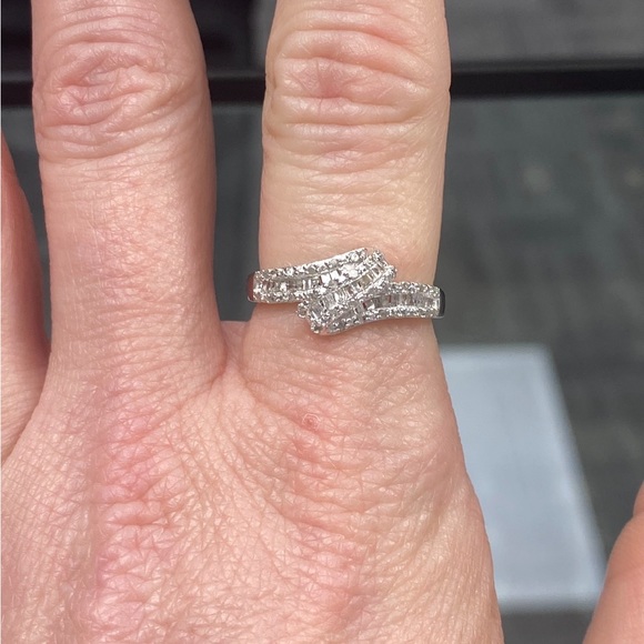 Genuine 0.50 Carat Diamond Bypass Ring ~ Baguette Diamond Cluster Wrap Band - Picture 10 of 15